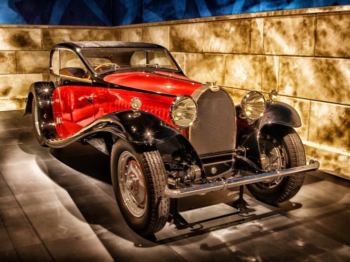Bugatti 1932 Car Automobile Vehicle Motor Vehicle